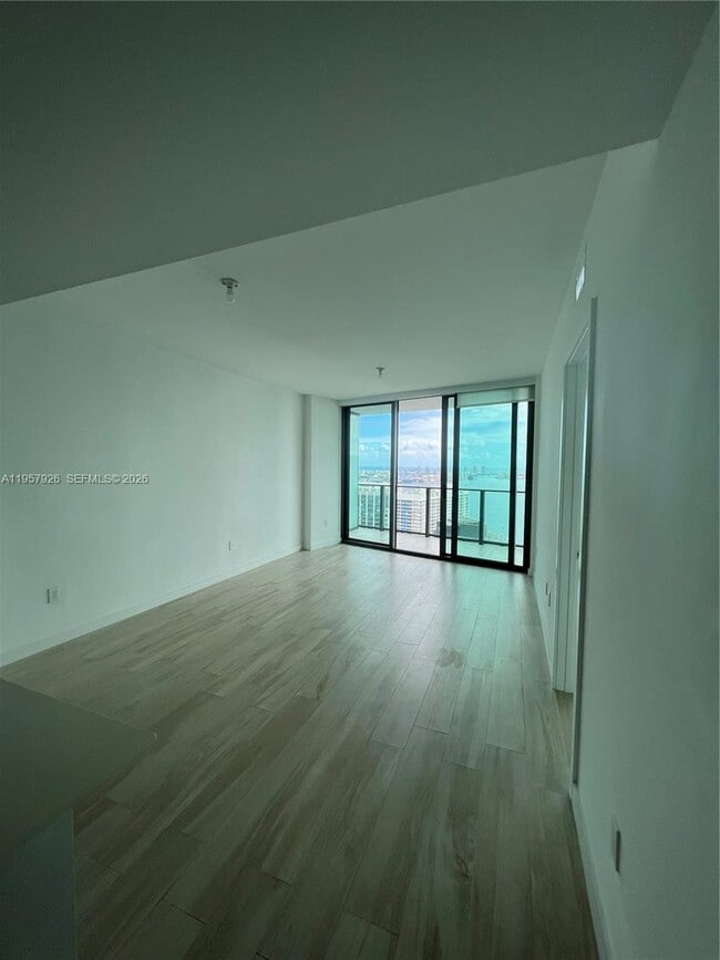 Photo - 1300 S Miami Ave Unidad 4504