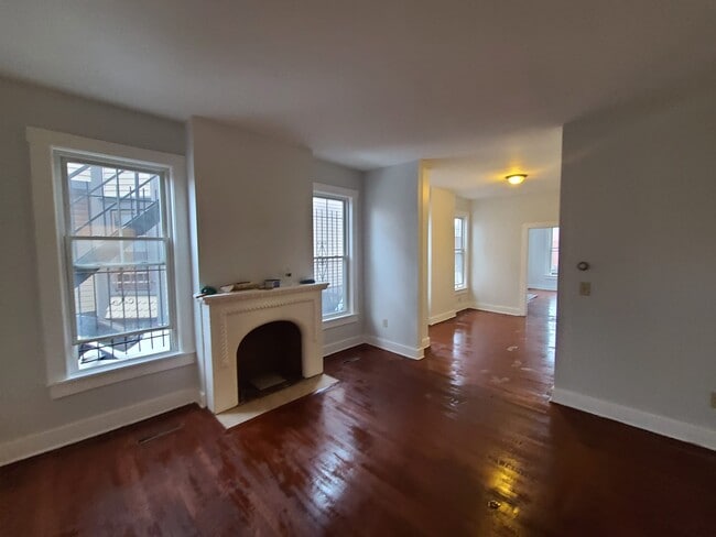 Photo - 426 George St Unit 3