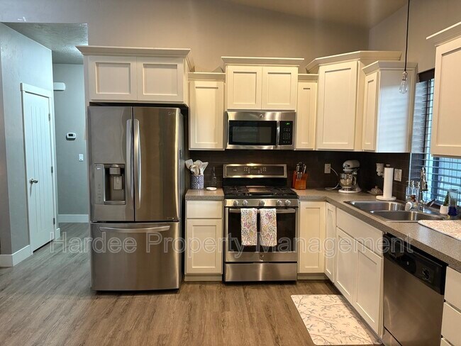 Photo - 4315 N Adams St