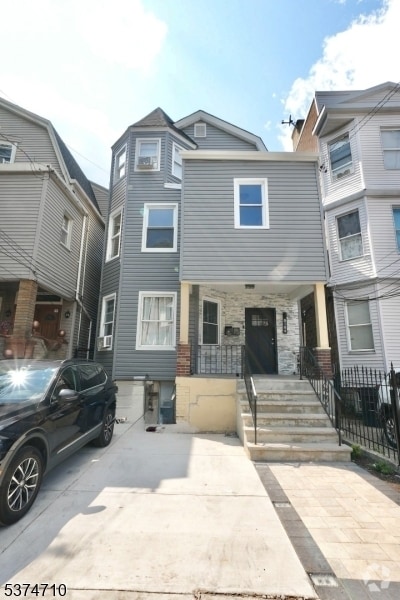 Building Photo - 184 N 11th St Unit 1 Rental