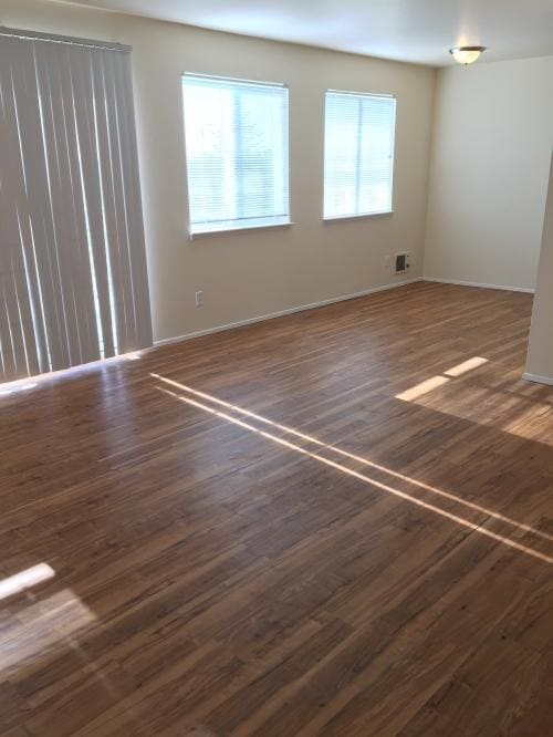 Building Photo - 2 bedroom in Seattle WA 98103 Unit 302 Rental