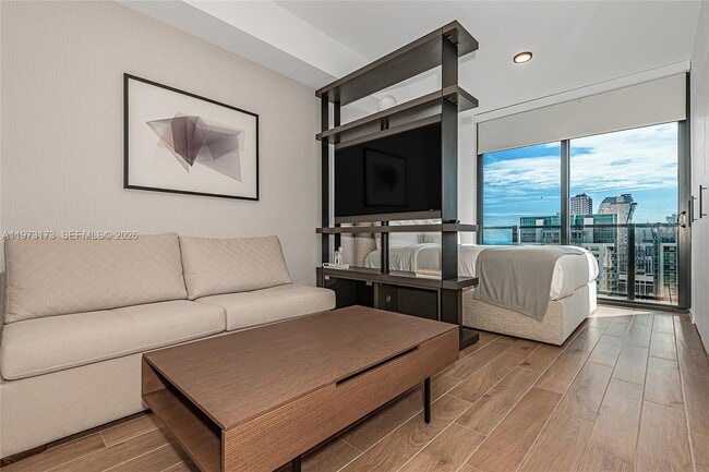 Photo - 398 NE 5th St Unit 4512