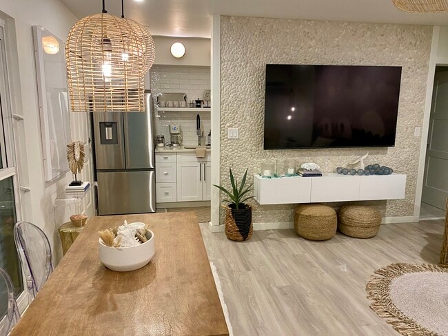 Photo - 130 N Collier Blvd Unidad Southwind