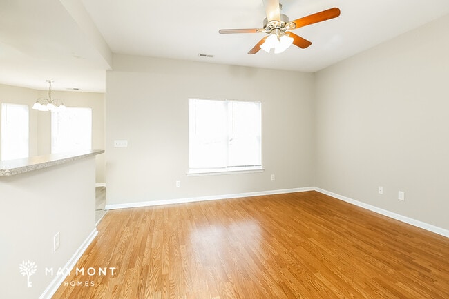 Photo - 1928 Bromwich Rd