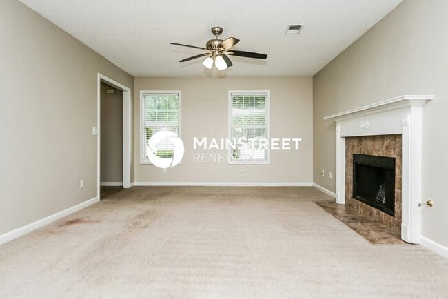Photo - 4 Bedroom Pet-Friendly Home in Jonesboro, ...