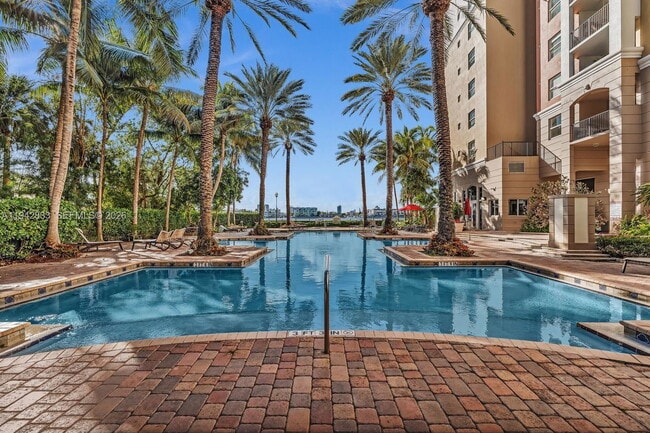 Photo - 17150 N Bay Rd Unit 2821