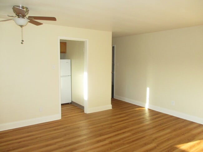 Photo - Perry Manor Apartments