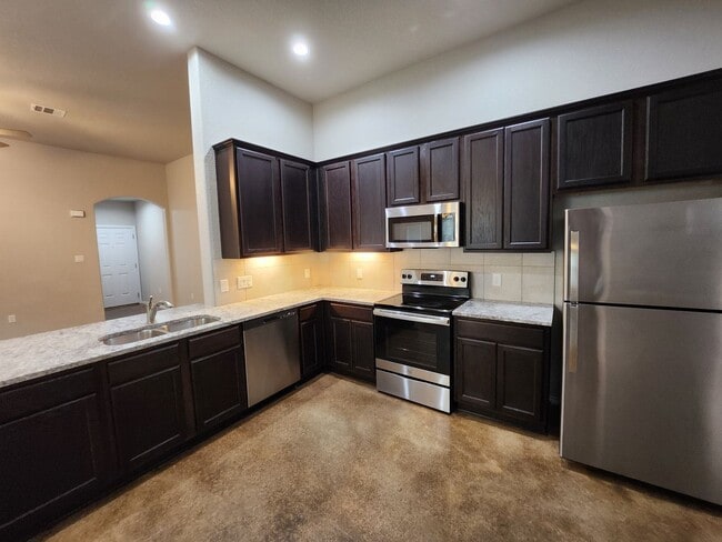 Photo - 620 Heathers Wy