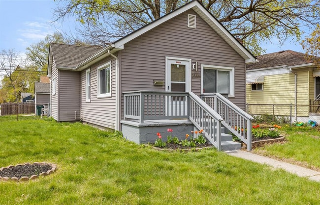 Photo - 23303 Stauber Ave