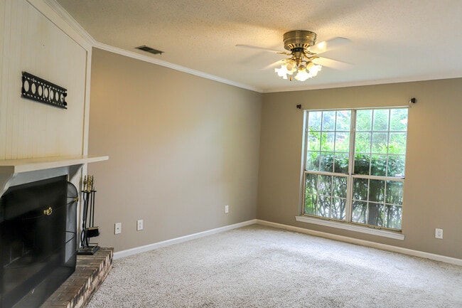 Photo - 2012 Briar Ct