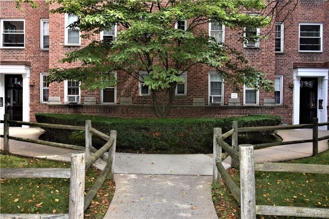 Building Photo - 780 Bronx River Rd Unit A63 Rental