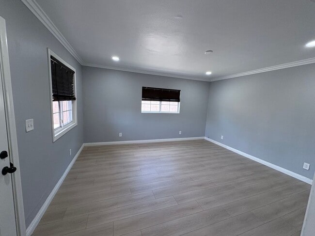 Photo - 4925 Chino Ave