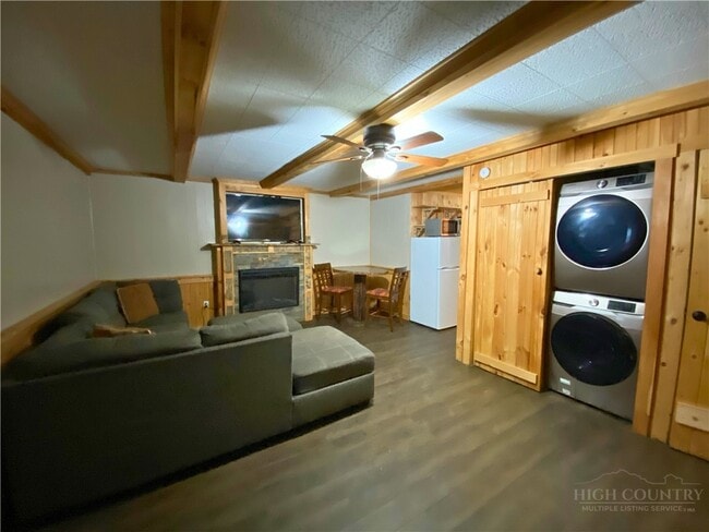 Photo - 143 Ridge Crest Dr