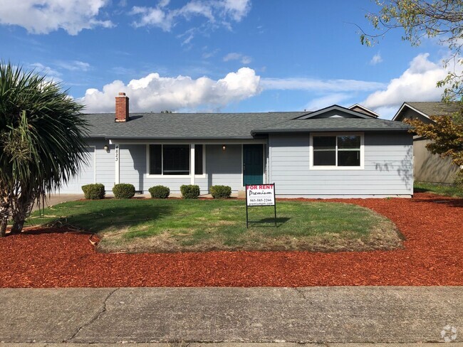 Building Photo - Well Cared for 3 bedroom Rental