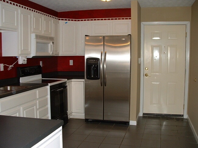 Photo - 3 Bed Condo Reduced to only $1,199/BR (Was $1,490) Unit REN1-410 BR1 (Smaller BR on left) (HOLR)