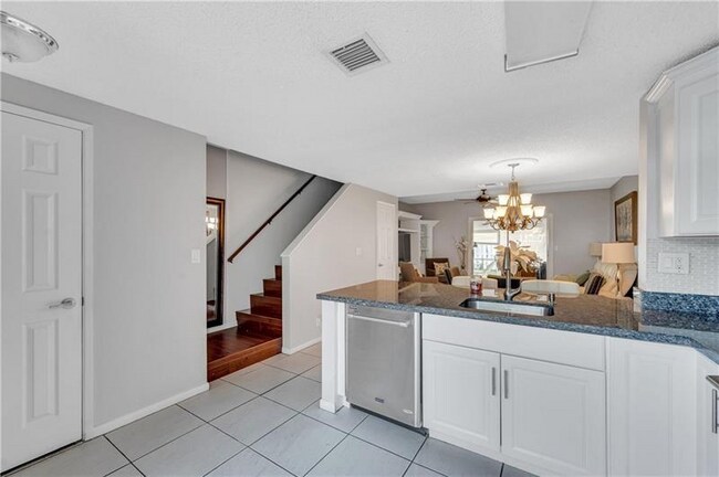 Photo - 2683 NE 15th St