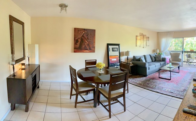 Building Photo - 6416 Friars Rd Unit 320