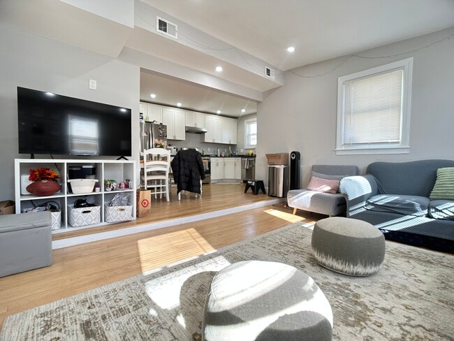 Photo - 14 Glenmont Rd