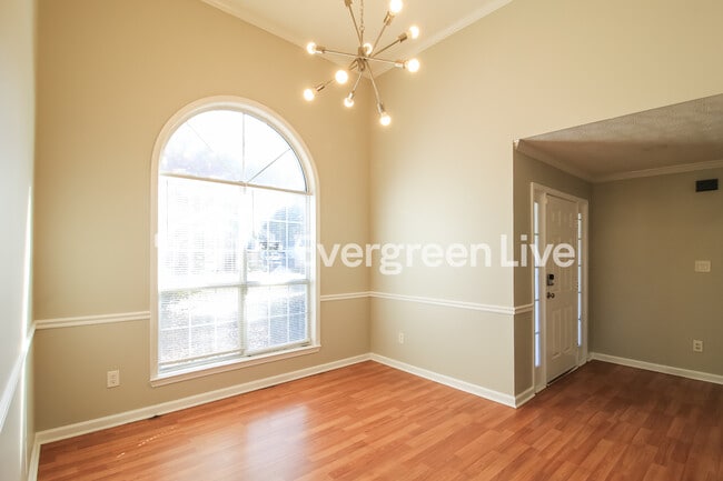 Photo - 365 Wynbrook Dr