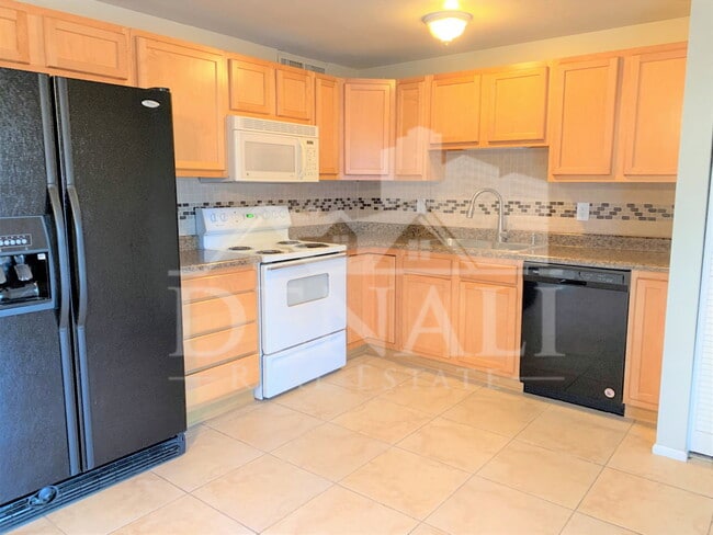 Photo - 3510 E Ludlow Dr