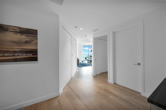 Photo - 45 SW 9th St Unit 2906