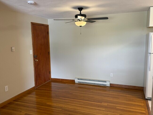 Photo - 255 Elm St Unit 204