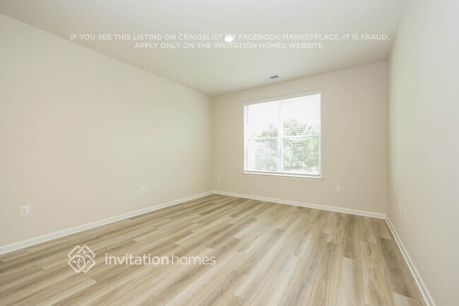 Photo - 1020 Legacy Ct