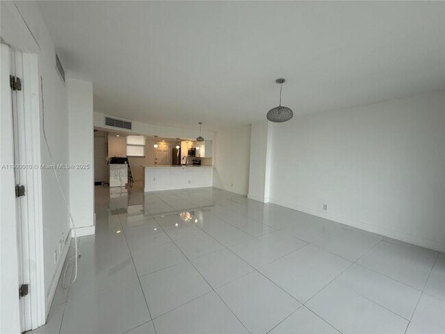 Photo - 2 bedroom in Sunny Isles Beach FL 33160 Unit 808