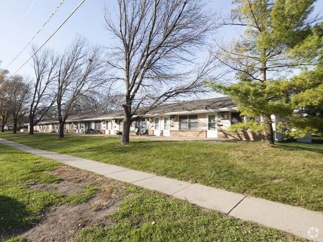 Pioneer Estates