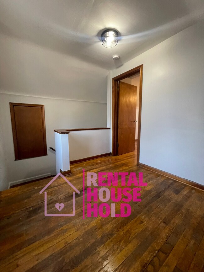 Photo - 15280 Faircrest St