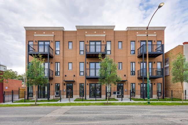 Photo - 3648 N Central Ave Condo Unit 203