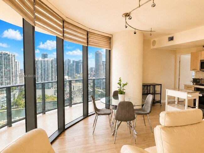 Photo - 45 SW 9th St Unit 2908