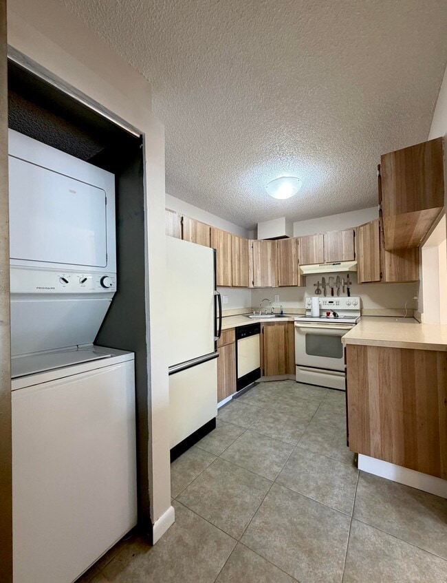 Photo - 2575 Pine Ridge Way S Unit A2
