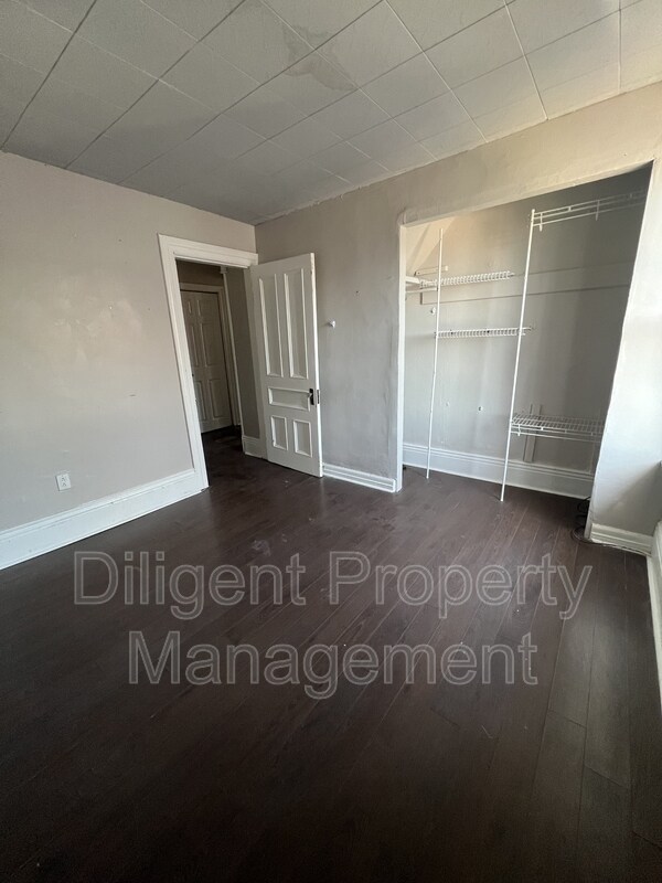 Photo - 265 Sherbrooke St