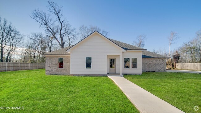 Building Photo - 1025 Timber Trails Rd Rental