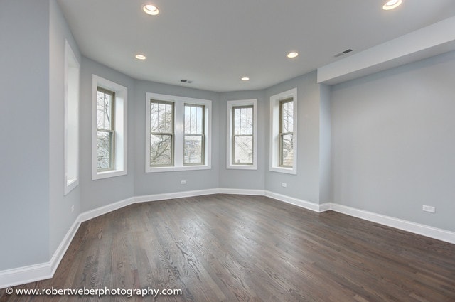 Photo - 2329 W Barry Ave Unit 2