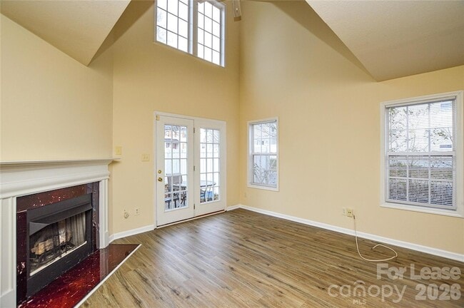 Photo - 8415 Spirea Ct