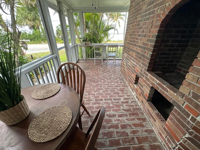 Photo - 4490 NE Indian River Dr