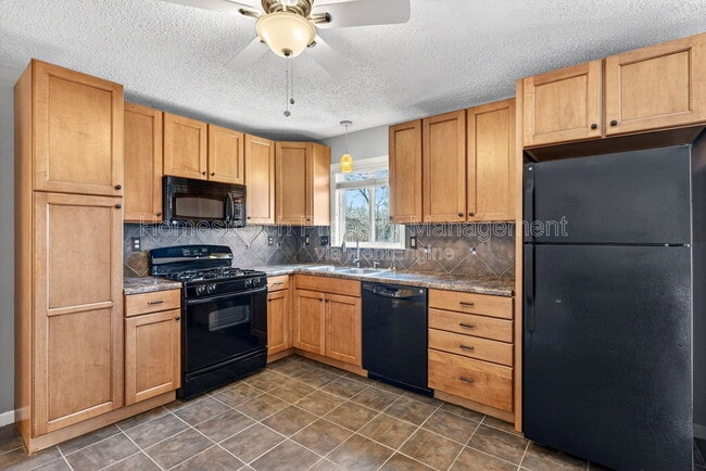 Photo - 12887 Fox Haven Dr