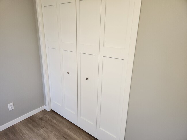 Photo - 1816 D Avenue Unit 1816B