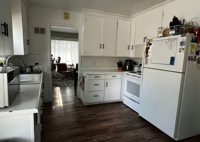 Photo - 126 N 1150 W