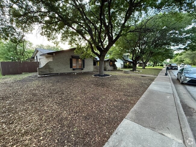 Building Photo - 1221 Holt Ave Rental