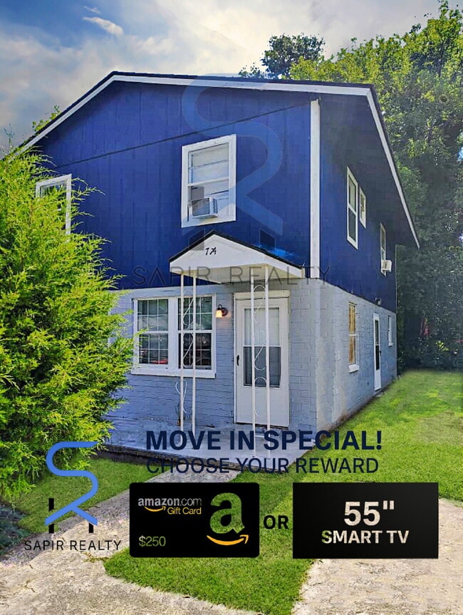 Building Photo - Move in before November 30th and choose your reward: a $250 Amazon Gift Card or a 55 Smart TV! Unit B