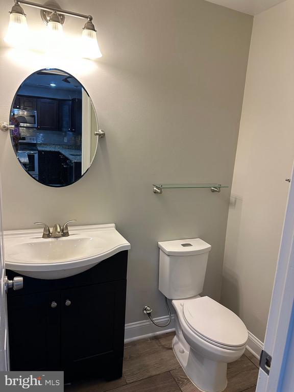 Photo - 10442 Storch Turn