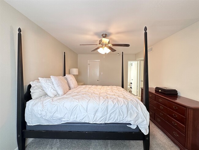 Photo - 3300 Pebblebrook Dr Unit 104