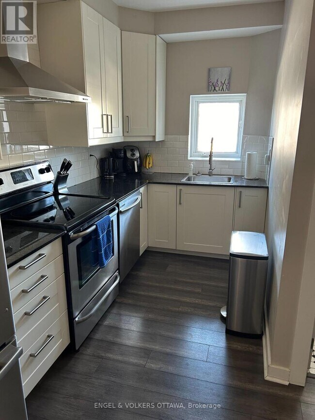 Photo - 501 O'Connor St Unité A