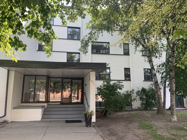 Photo - 1001 O'Connor Dr Unité 320