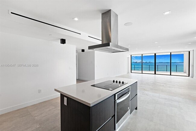 1930 Bay Dr Unit 1