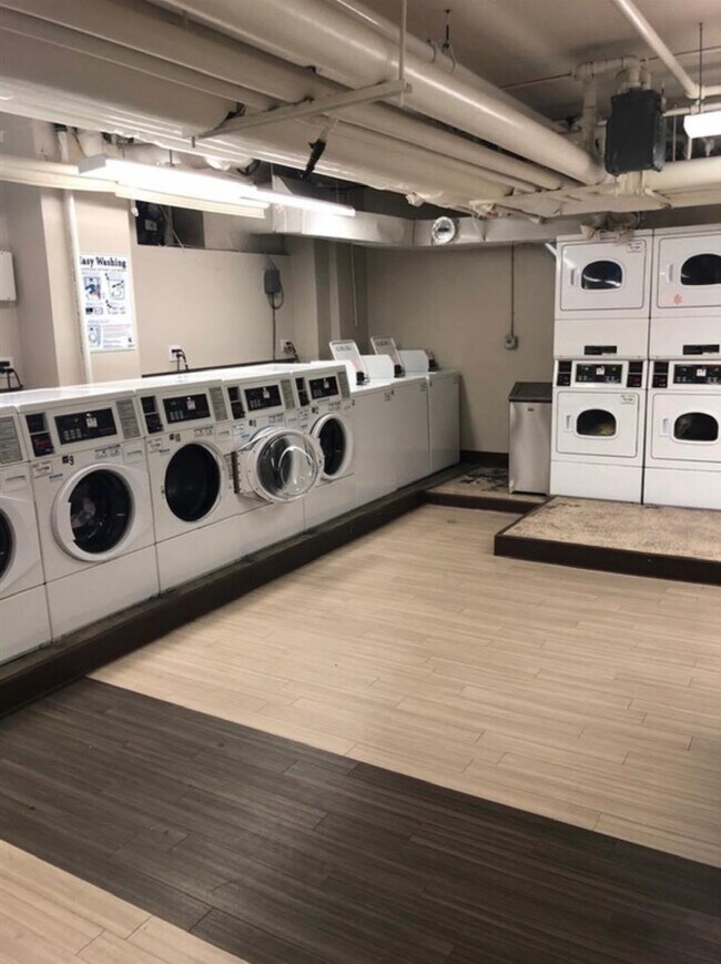 Photo - 201 St Pauls Ave Unit F