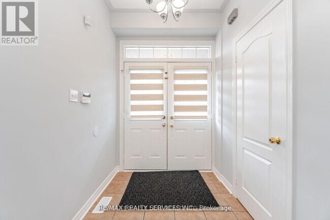 Photo - 27 Hardgate Crescent